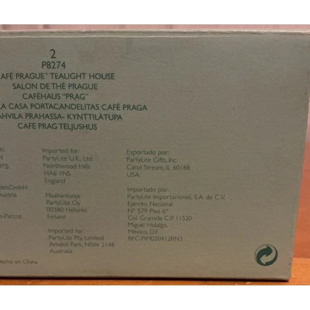 Party Lite Cafe Prague Tea Light House P8274 Candle Holder In‎ Box